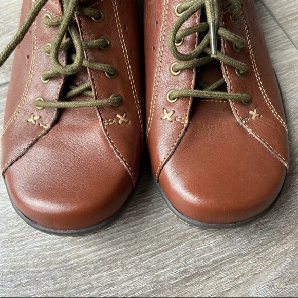 Naturalizer  Brown Leather Parama Sneaker - Picture 8 of 14